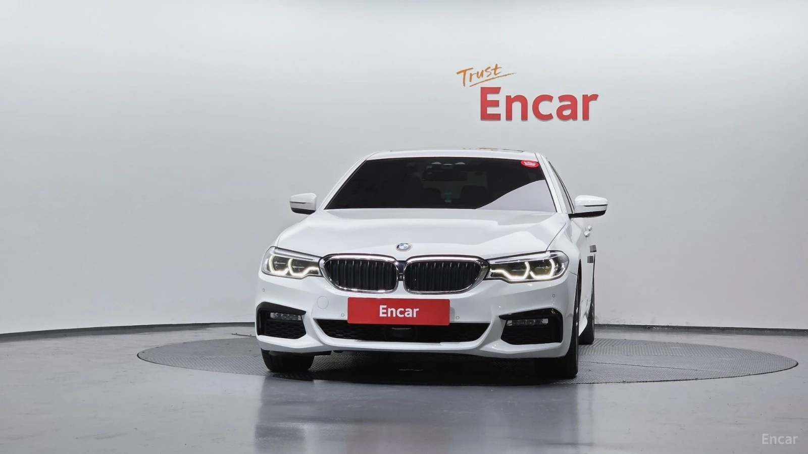 BMW 530 M* ОБДУХВАНЕ* 360 КАМЕРА* ПАМЕТ* HEADUP* ПАНО, снимка 3 - Автомобили и джипове - 55478249