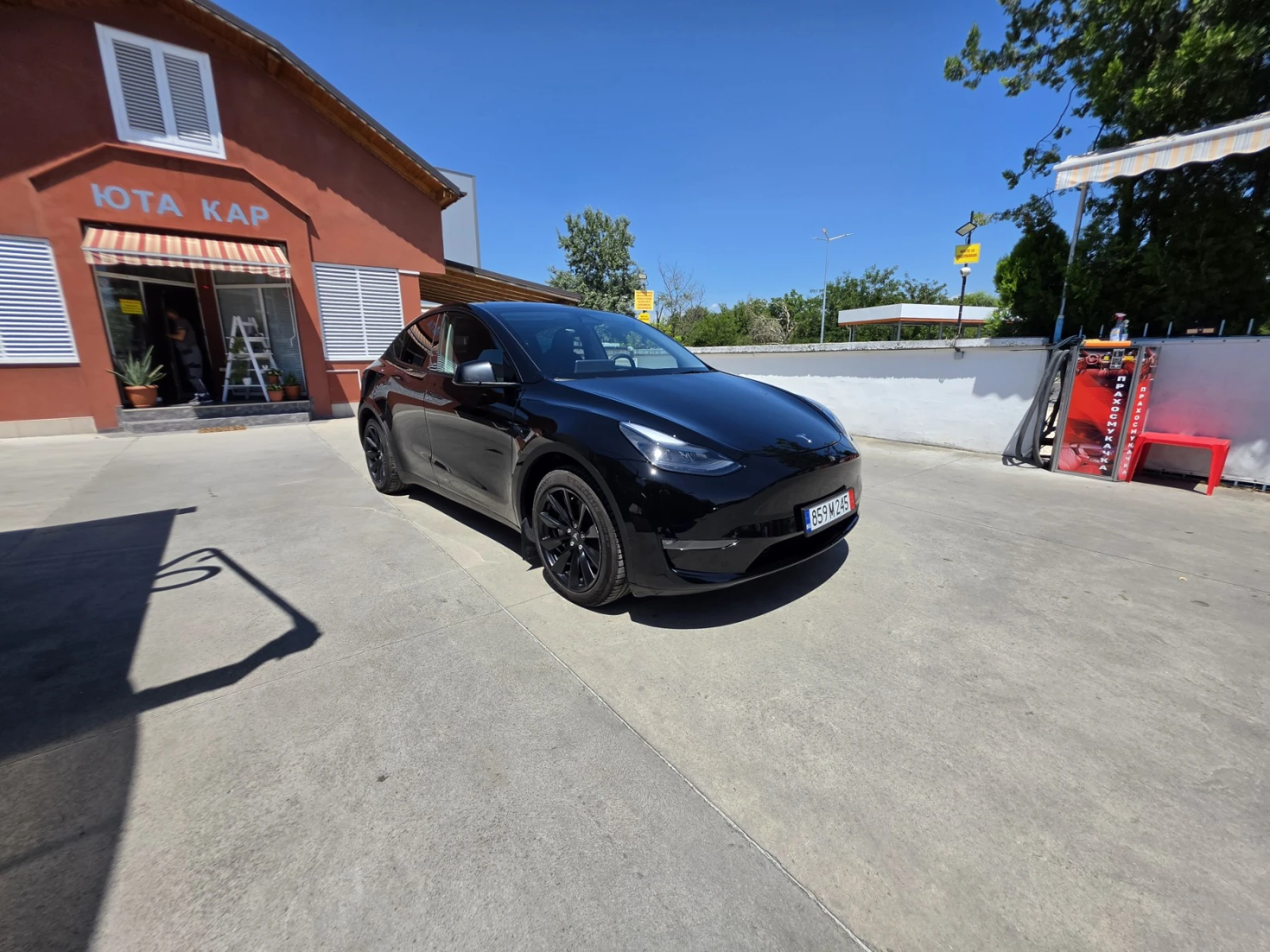 Tesla Model Y Long Range Dual motor , снимка 2 - Автомобили и джипове - 55671311