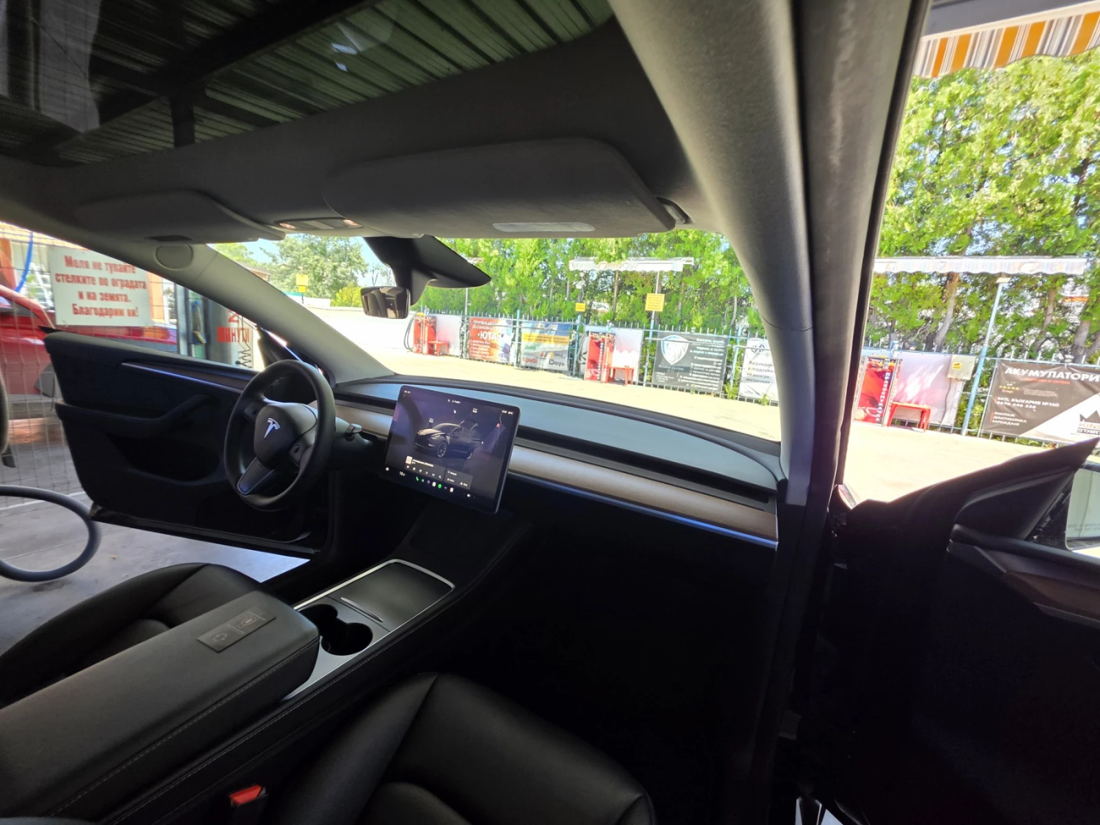 Tesla Model Y Long Range Dual motor , снимка 7 - Автомобили и джипове - 55671311