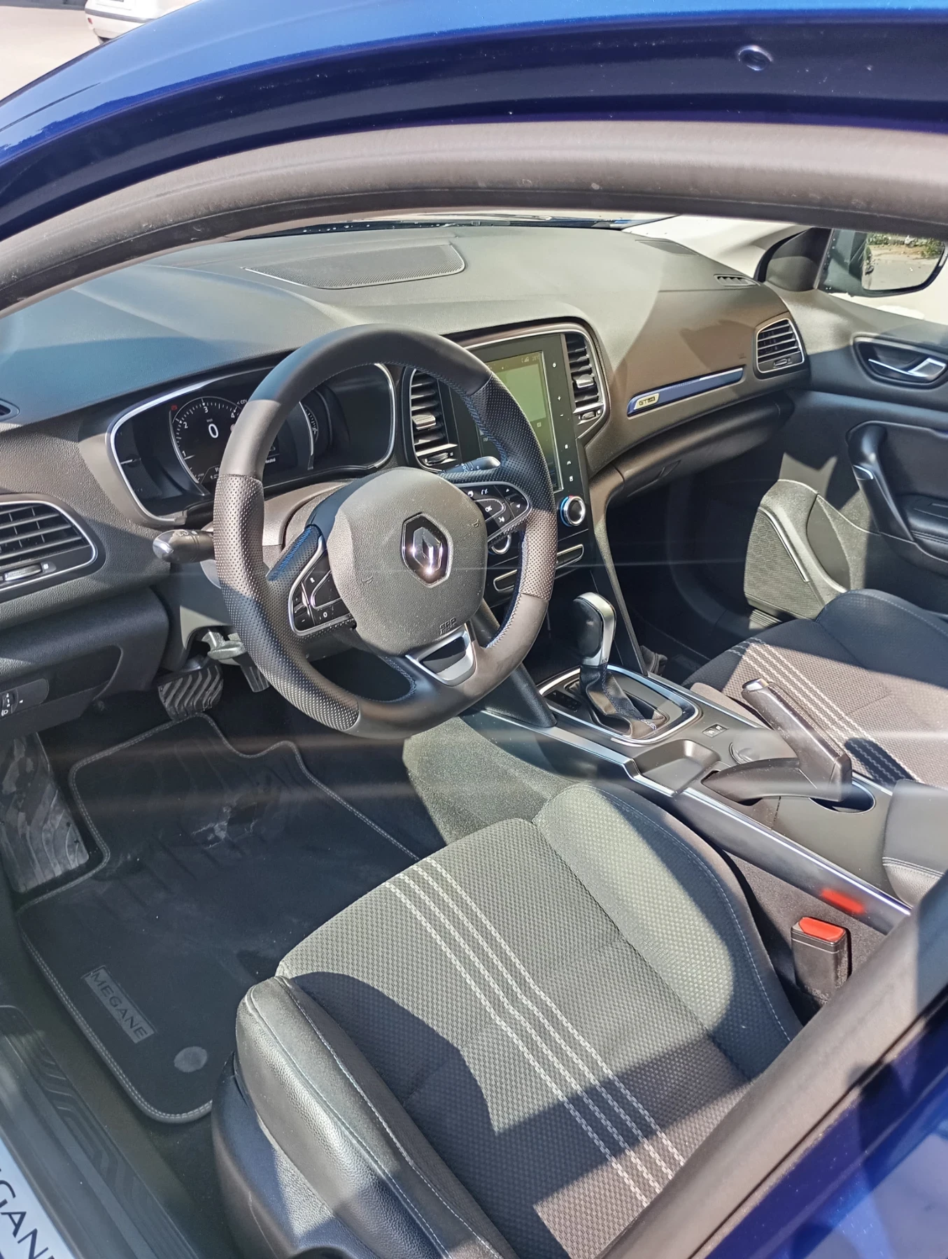 Renault Megane Gt-line, снимка 7 - Автомобили и джипове - 55771246