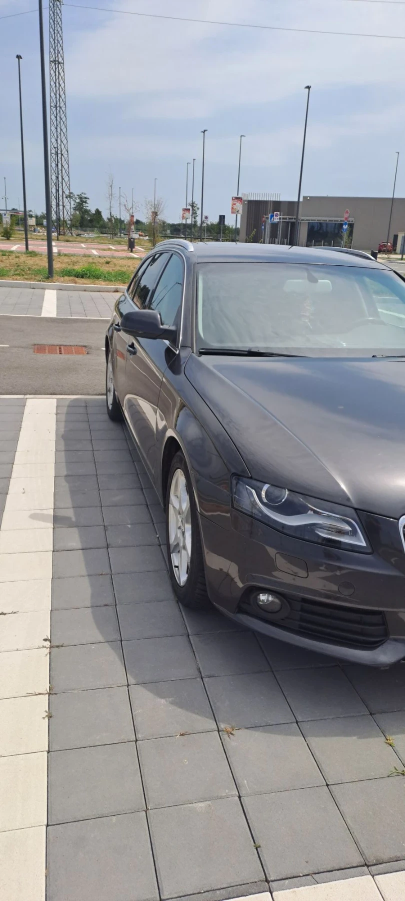 Audi A4, снимка 3 - Автомобили и джипове - 55931636