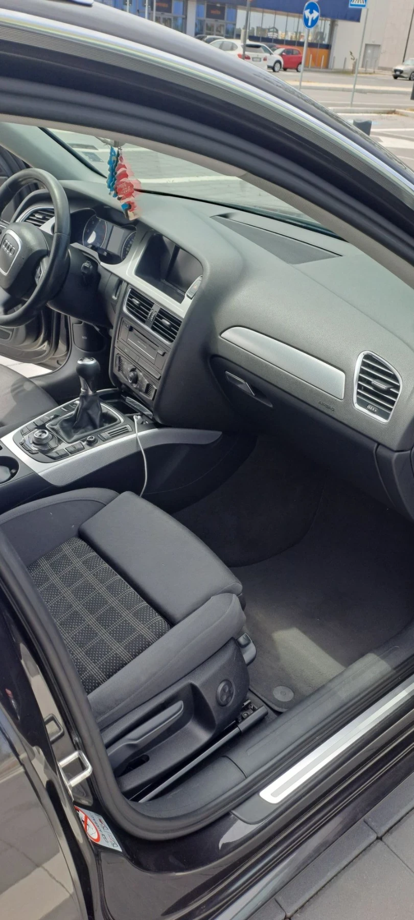 Audi A4, снимка 9 - Автомобили и джипове - 55931636