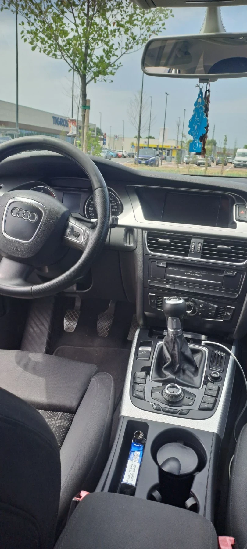 Audi A4, снимка 11 - Автомобили и джипове - 55931636