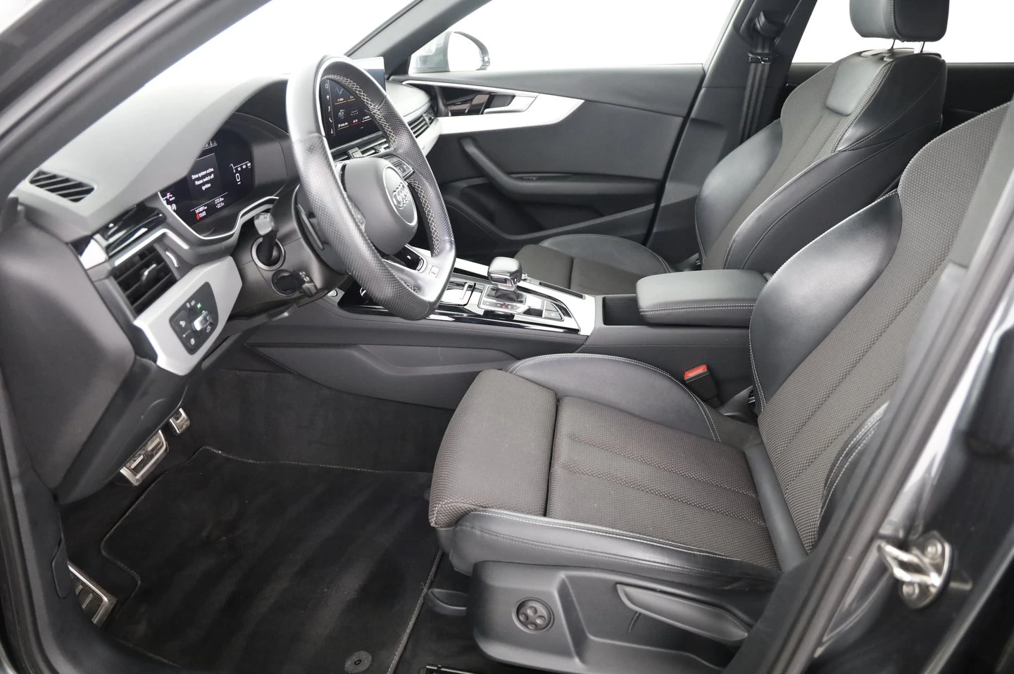 Audi A4, снимка 7 - Автомобили и джипове - 56420947