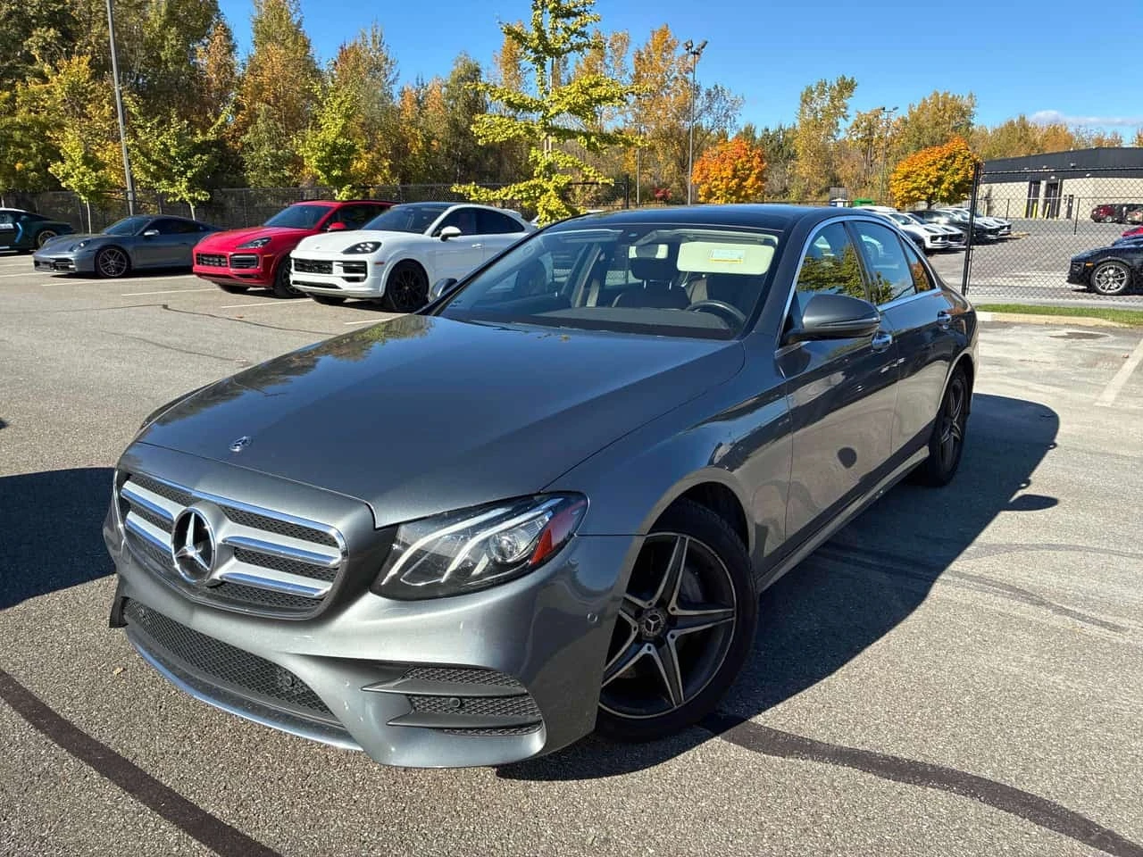 Mercedes-Benz E 400  CARFAX | НИСЪК ПРОБЕГ | ДИСТРОНИК | БУРМЕСТЕР | 