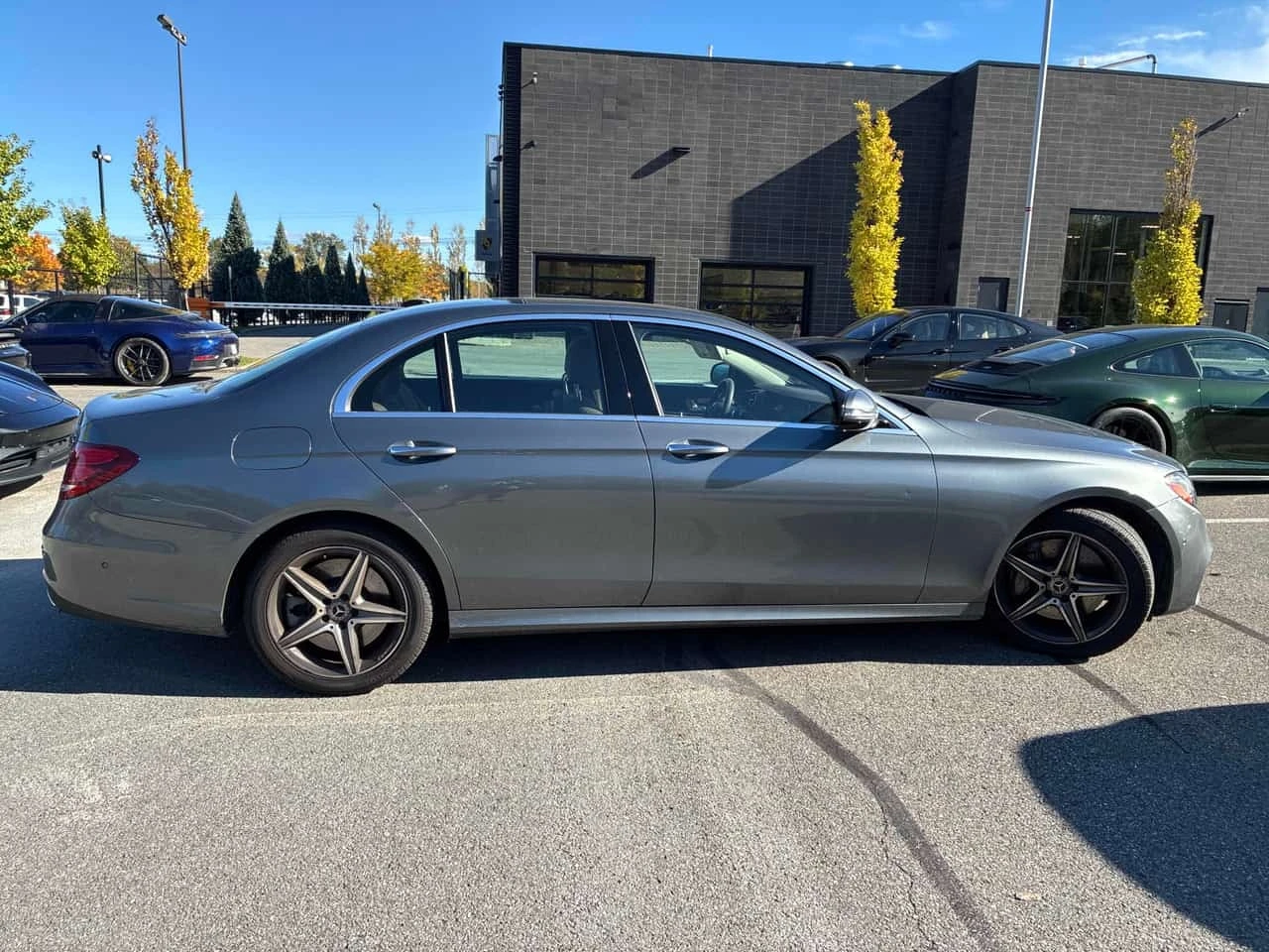 Mercedes-Benz E 400  CARFAX | ����� ������ | ��������� | ��������� |  | Mobile.bg � ����������� 4