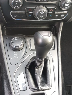 Jeep Cherokee 3.2 Latitude Plus, снимка 7