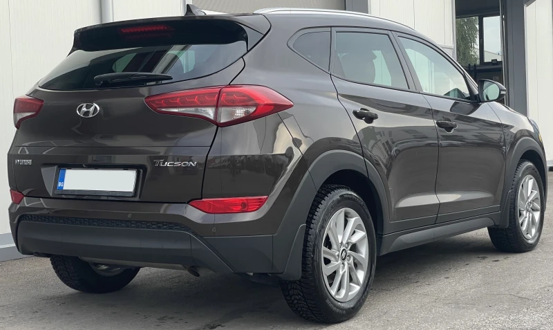 Hyundai Tucson 1.7CRDI Реален пробег, снимка 5 - Автомобили и джипове - 47048509