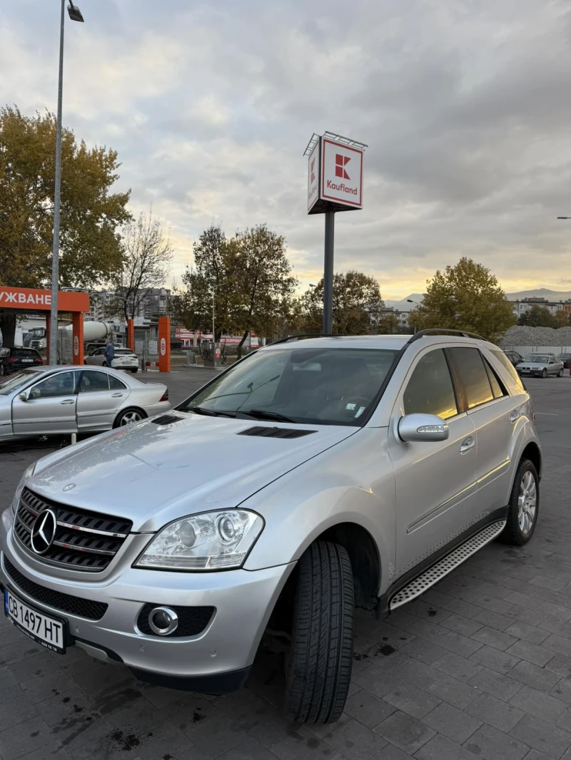 Mercedes-Benz ML 320, снимка 3 - Автомобили и джипове - 47793456