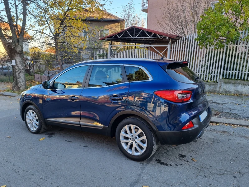 Renault Kadjar Автомат/Full LED/Keyless, снимка 3 - Автомобили и джипове - 49326294