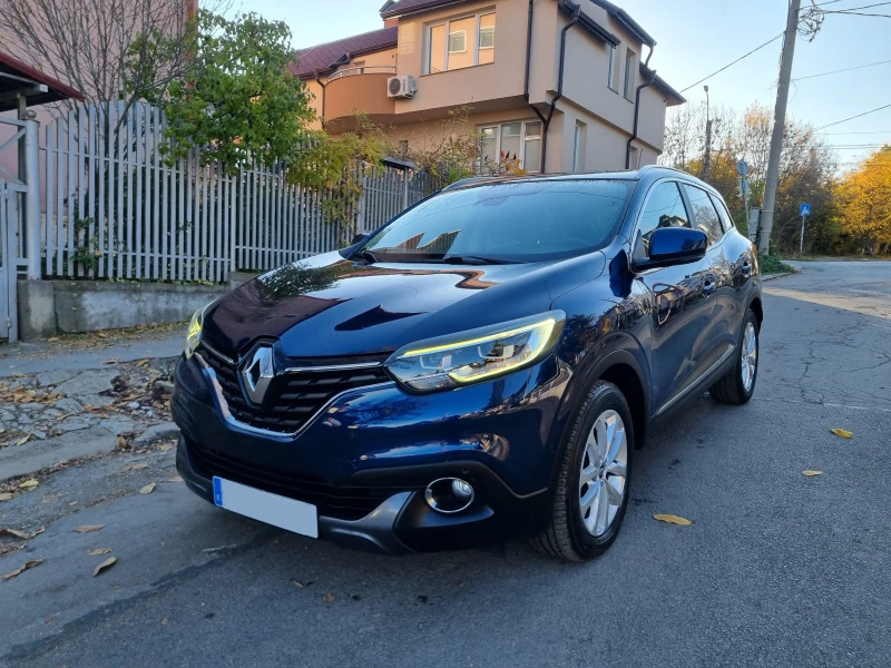 Renault Kadjar Автомат/Full LED/Keyless, снимка 1 - Автомобили и джипове - 49326294