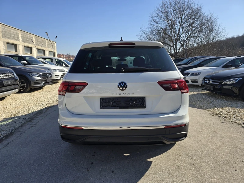 VW Tiguan 2.0TDI - 150к.с. - Facelift, снимка 8 - Автомобили и джипове - 49370661