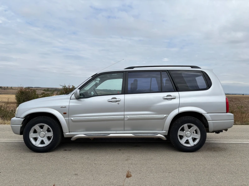 Suzuki Grand vitara, снимка 4 - Автомобили и джипове - 52270897