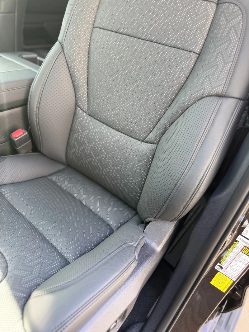 Toyota Sequoia Limited, НОВА, 2025, 3.5 ХИБРИД, НАЛИЧНА, 10 км , снимка 17 - Автомобили и джипове - 52164343