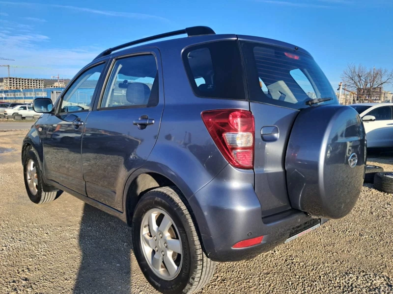 Daihatsu Terios 1.5 AВТОМАТ, снимка 4 - Автомобили и джипове - 53153008