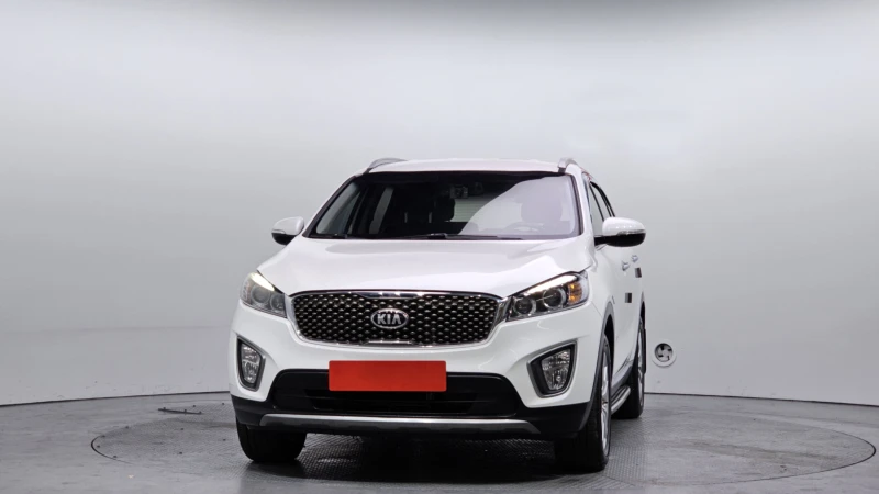 Kia Sorento 2.0 CRDI / АВТОМАТИК / СЕРВИЗНА ИСТОРИЯ !!!, снимка 3 - Автомобили и джипове - 53356061
