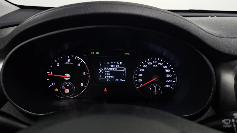 Kia Sorento 2.0 CRDI / АВТОМАТИК / СЕРВИЗНА ИСТОРИЯ !!!, снимка 15 - Автомобили и джипове - 53356061