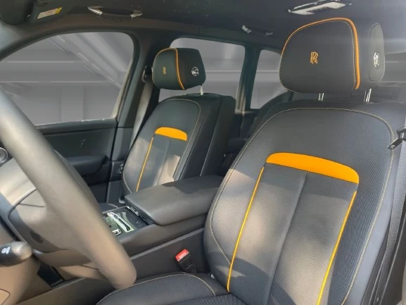 Rolls-Royce Cullinan Black Badge = NEW = Гаранция - изображение 8