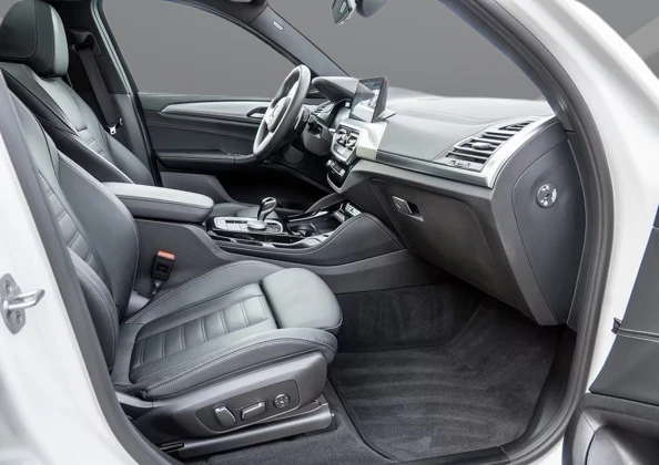 BMW X4 M40d xDrive = Shadow Line = Гаранция, снимка 10 - Автомобили и джипове - 54345973