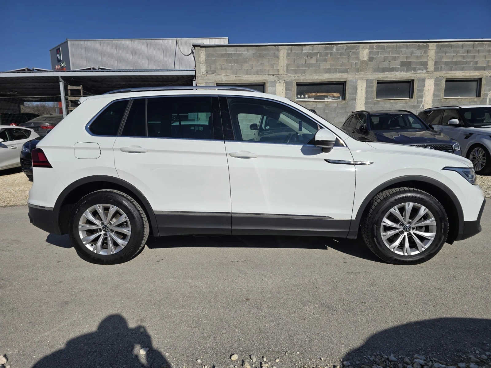 VW Tiguan 2.0TDI - 150к.с. - Facelift - изображение 6