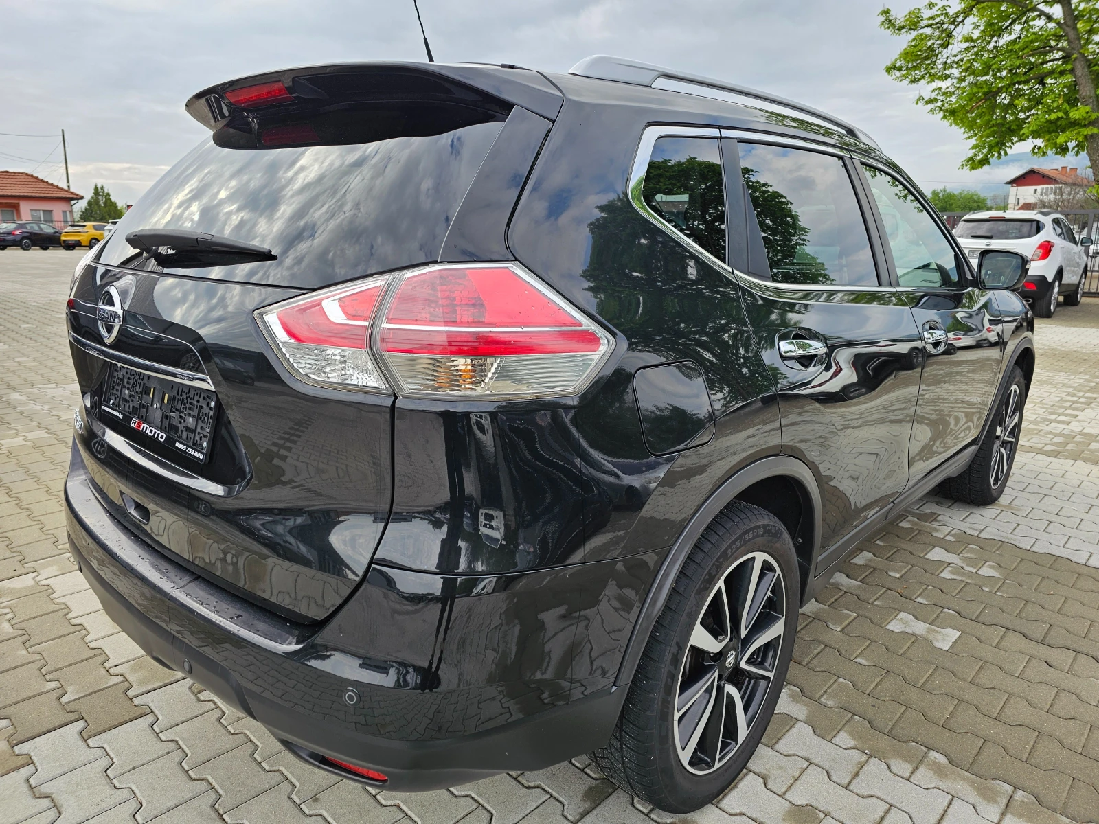 Nissan X-trail 1.6D, Tekna, Камера 360, Нави, Keyless! - изображение 2