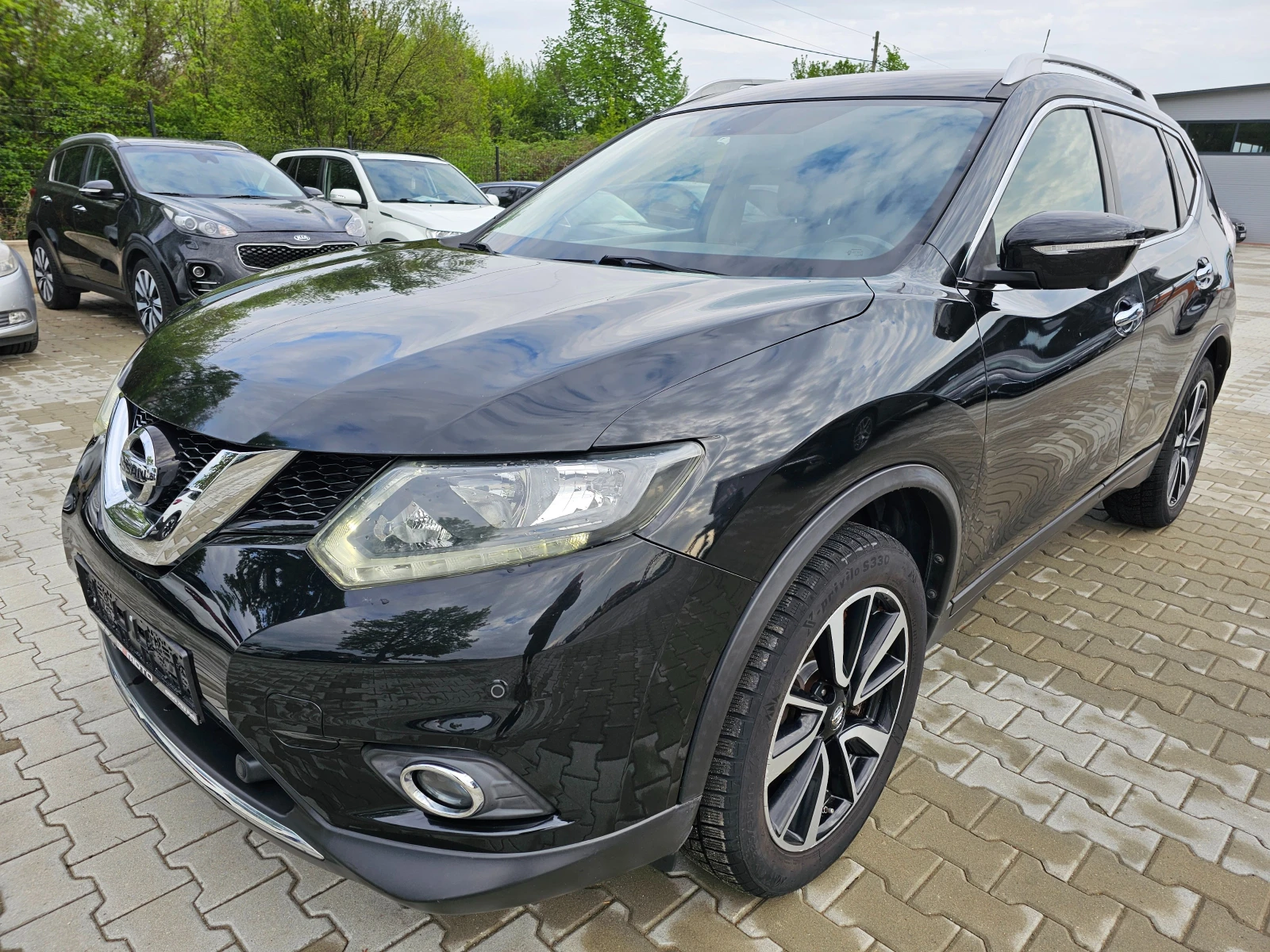 Nissan X-trail 1.6D, Tekna, Камера 360, Нави, Keyless! - изображение 6