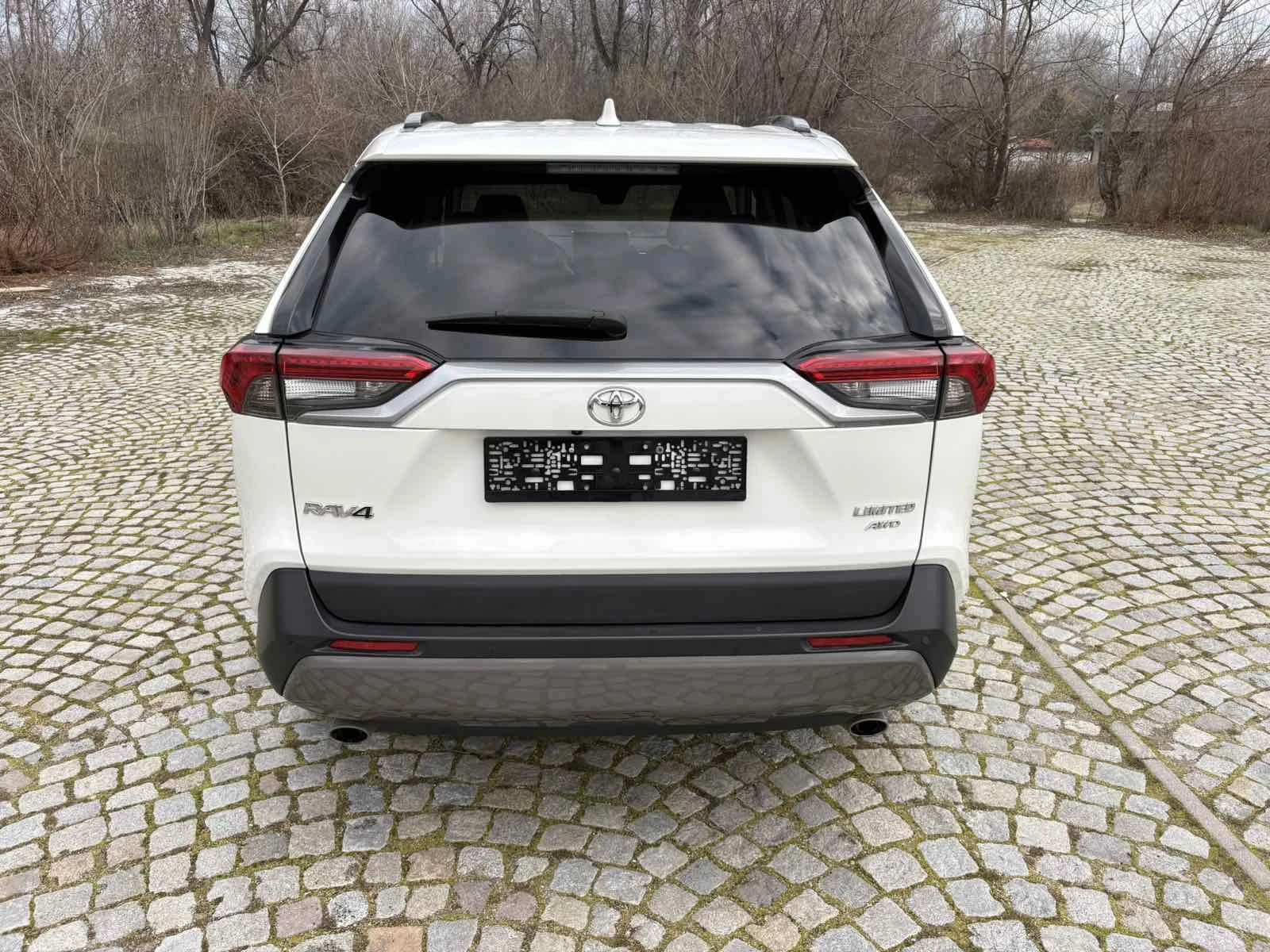 Toyota Rav4 2.5L AWD LIMITED EDITION  - изображение 5