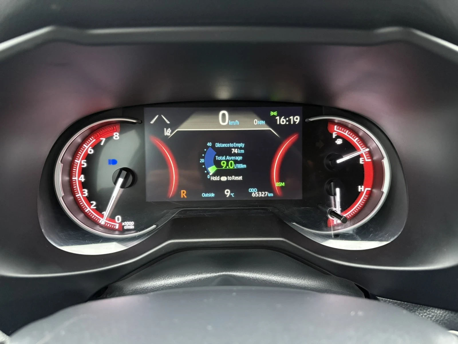 Toyota Rav4 2.5L AWD LIMITED EDITION  - изображение 10