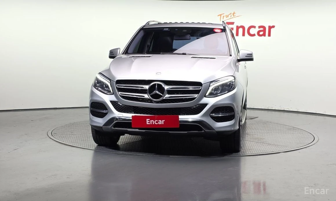 Mercedes-Benz GLE 250, снимка 3 - Автомобили и джипове - 54548458