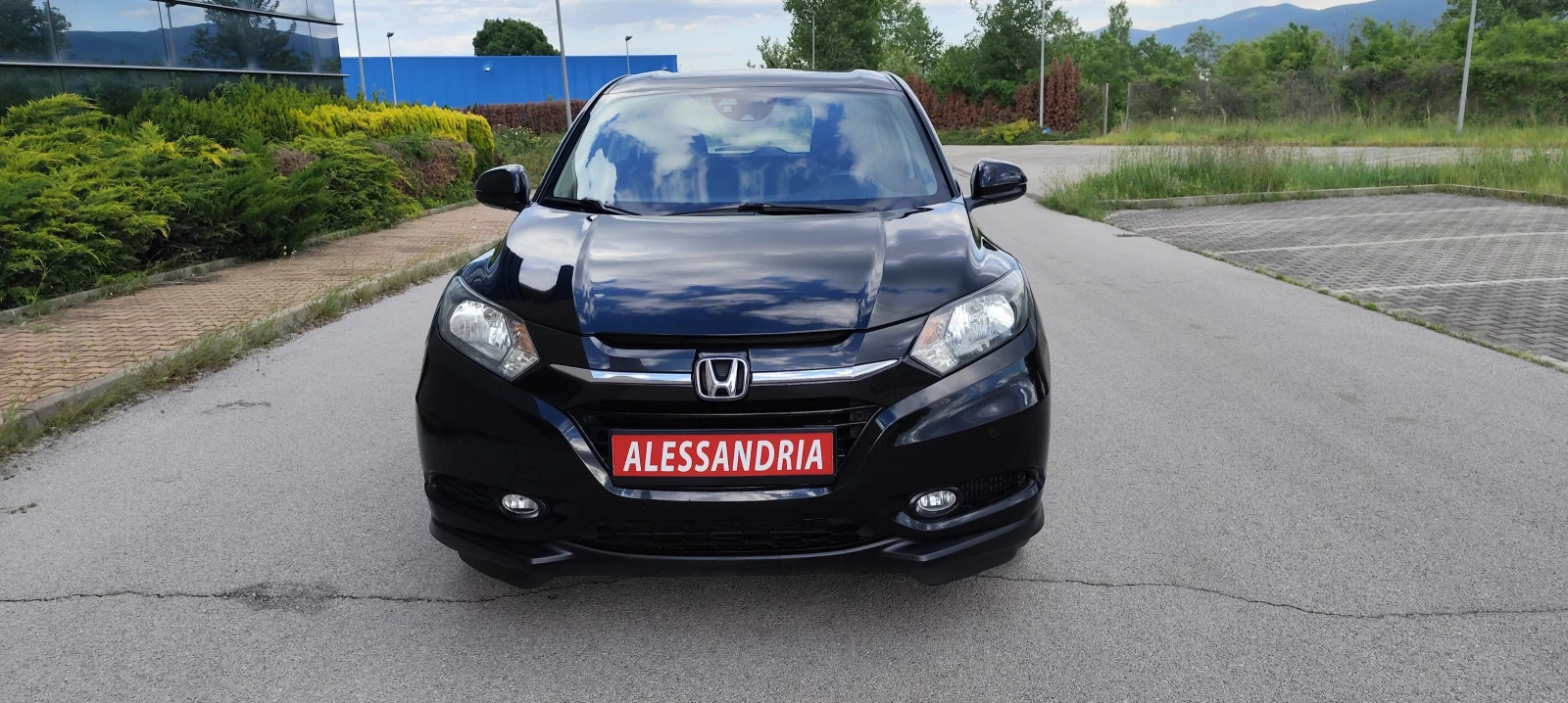Honda Hr-v 1, 6 I-DTEC, , , НАВИ, КАМЕРА, снимка 2 - Автомобили и джипове - 54725673