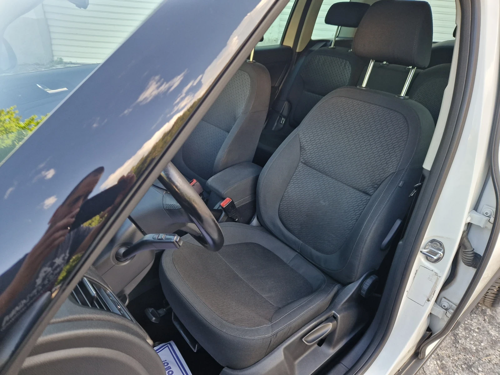 Skoda Yeti 2.0TDi 4Motion DSG(6), снимка 8 - Автомобили и джипове - 54961894