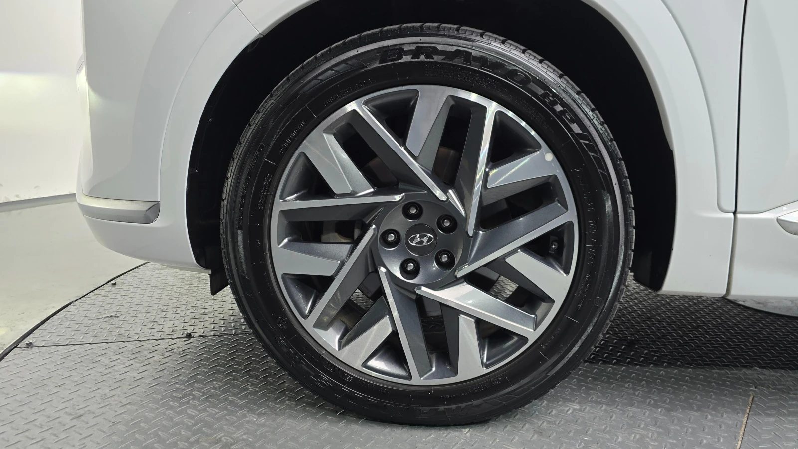 Hyundai Santa fe 2.5T* CALLIPGRAPHY* DISTRONIC* HEAD-UP* ОБДУХВАНЕ, снимка 5 - Автомобили и джипове - 55029650