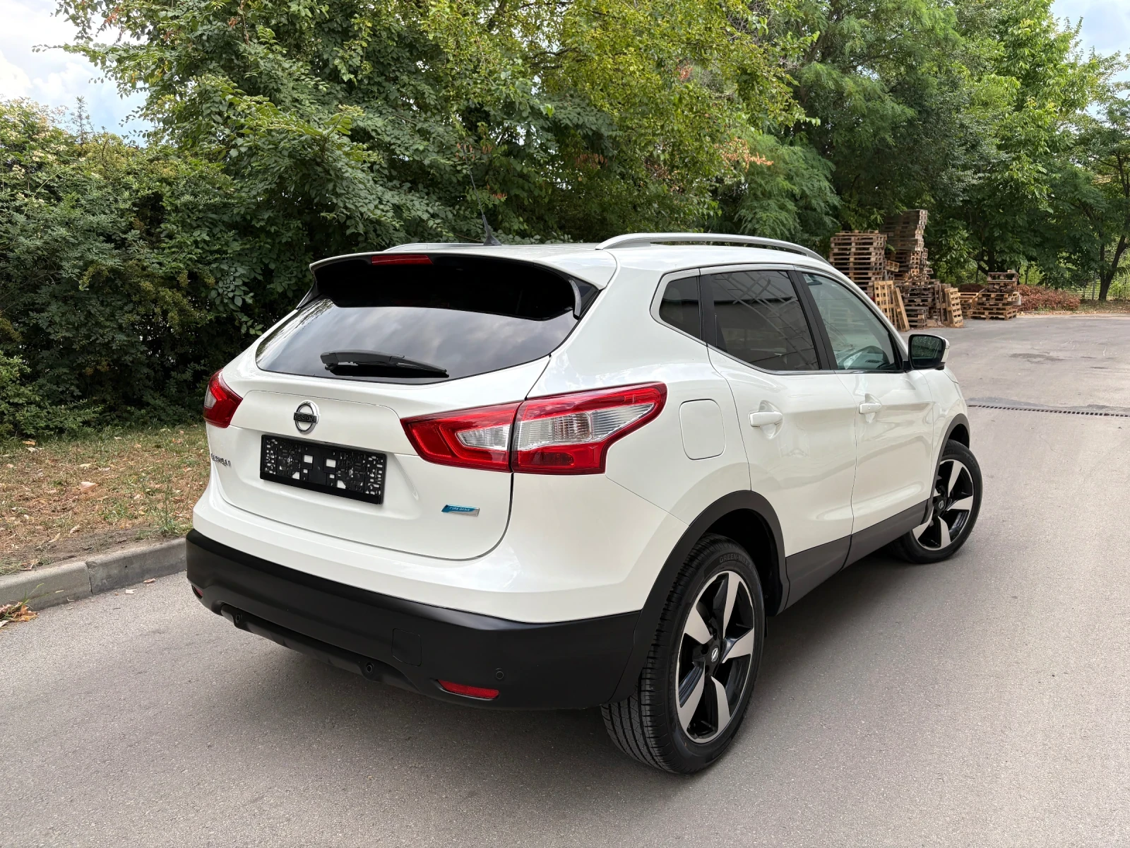 Nissan Qashqai 1.5 DCI NTEC KEYLESS-GO 360 CAMERA, снимка 4 - Автомобили и джипове - 55195676