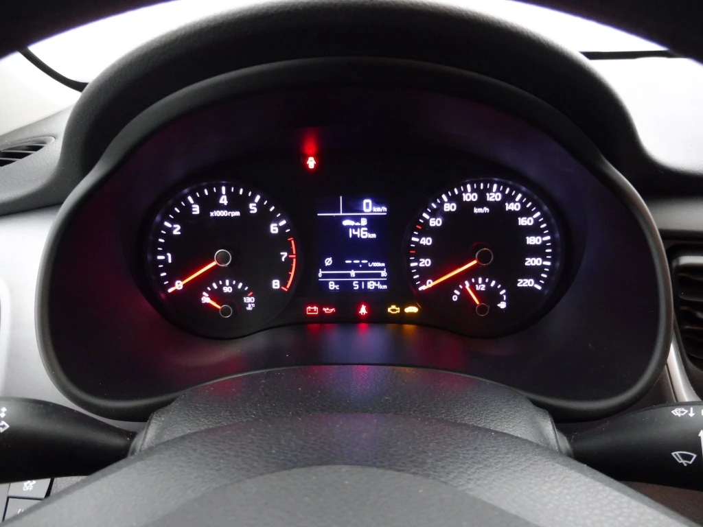 Kia Stonic 1.2 | Mobile.bg � ����������� 11