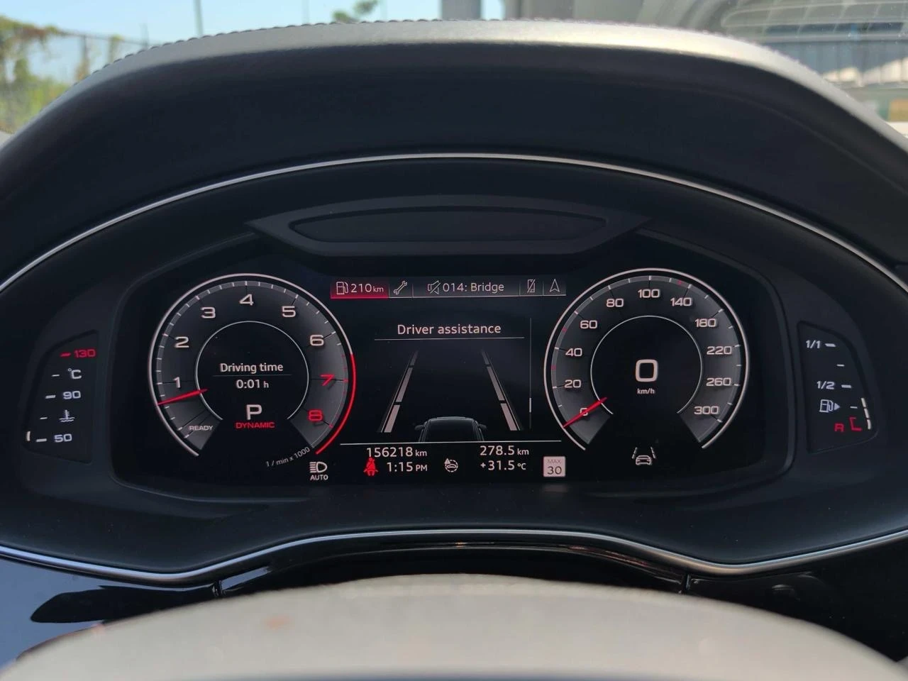 Audi Q8 TECHNIK* MATRIX* B&O* S-LINE* ОБДУХ* DIS* ТЪРГ, снимка 8 - Автомобили и джипове - 55505378