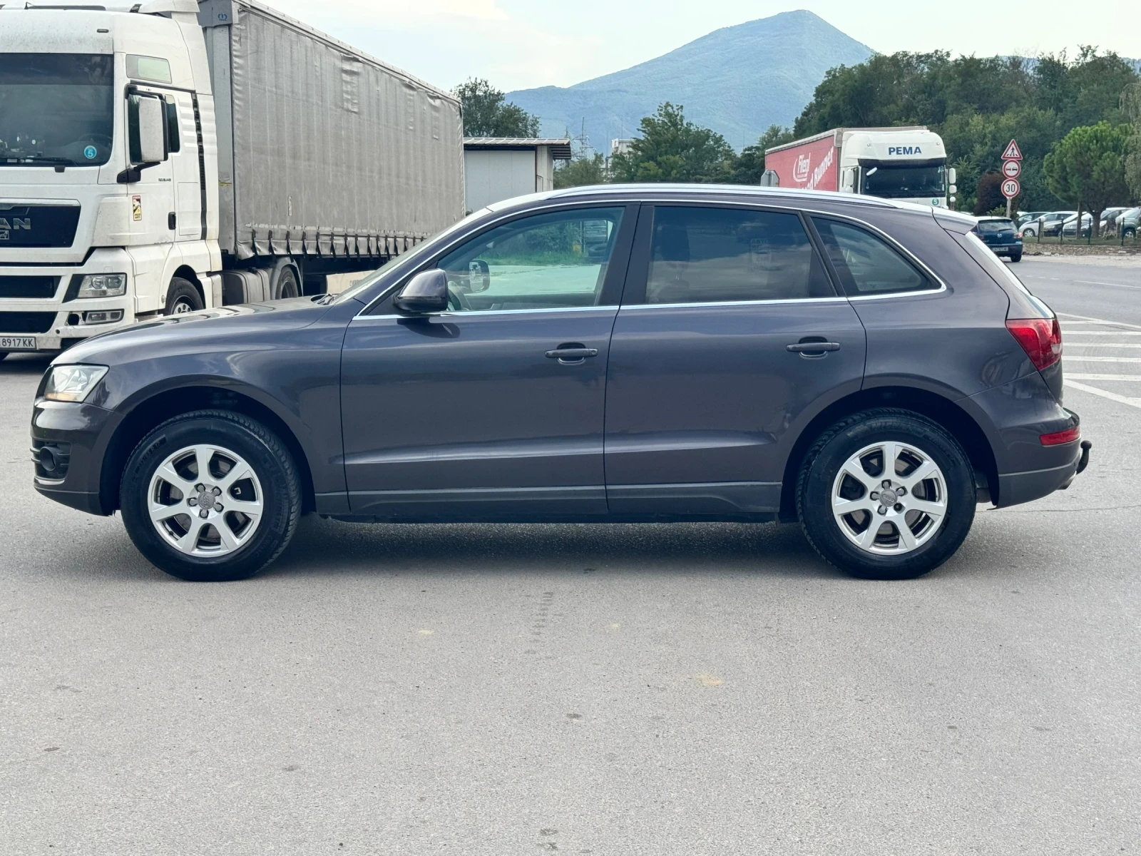 Audi Q5 3.0 tdi АВТОМАТИК, снимка 5 - Автомобили и джипове - 55988554