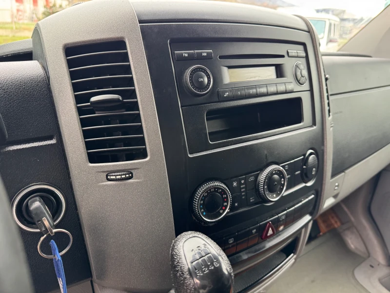 Mercedes-Benz Sprinter 311* 2.2CDI* Климатик* 8+ 1 места, снимка 4 - Бусове и автобуси - 53000729