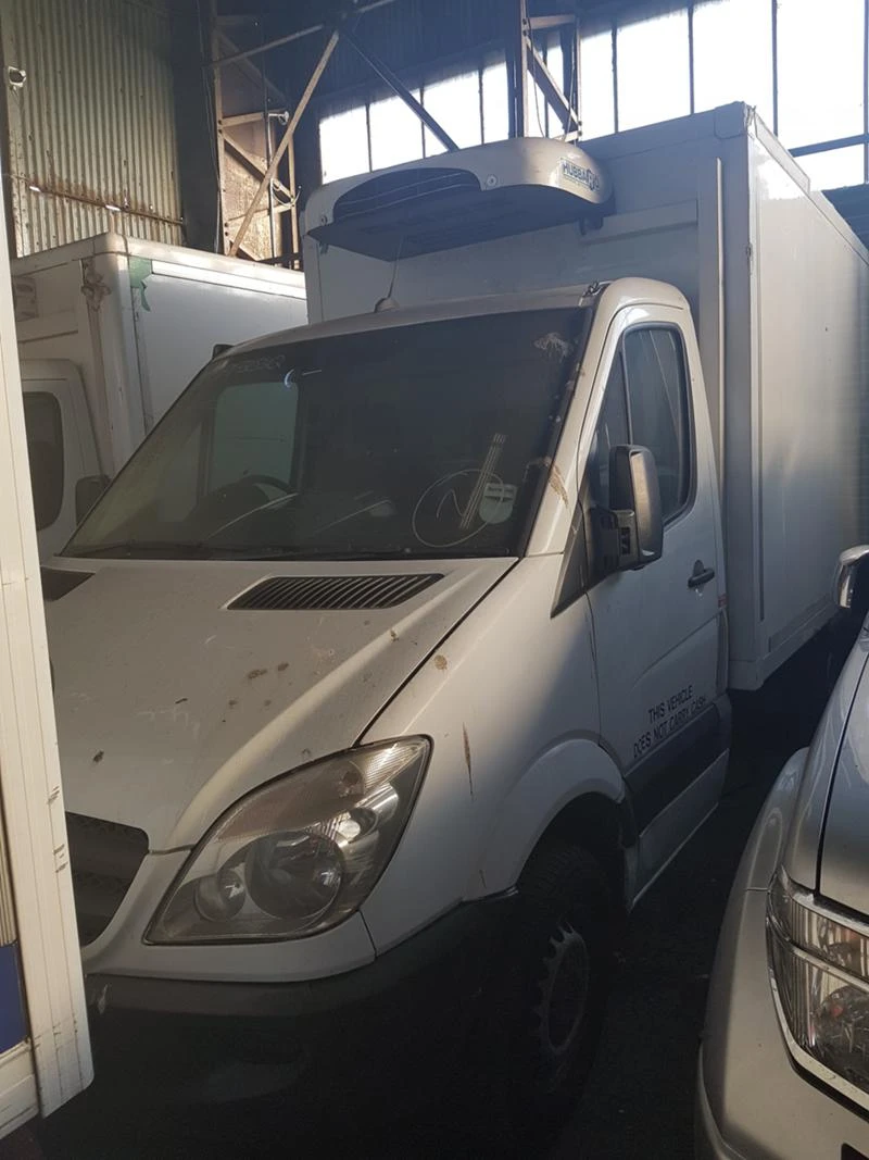 Mercedes-Benz Sprinter 313/2.2CDIЧАСТИ, снимка 6 - Бусове и автобуси - 16813133