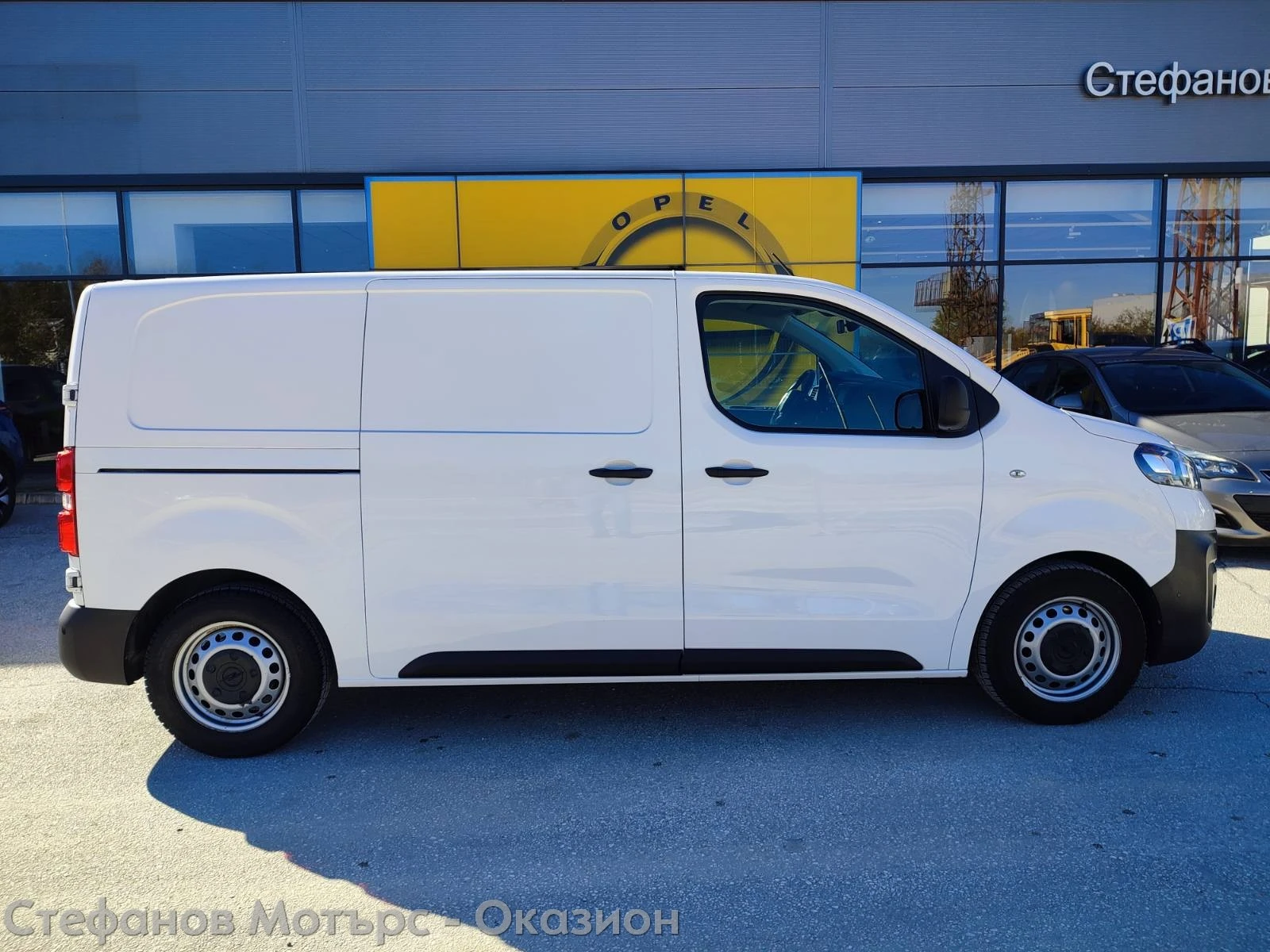 Opel Vivaro Cargo M Edition 1.5 Diesel (120hp) MT6 - изображение 5