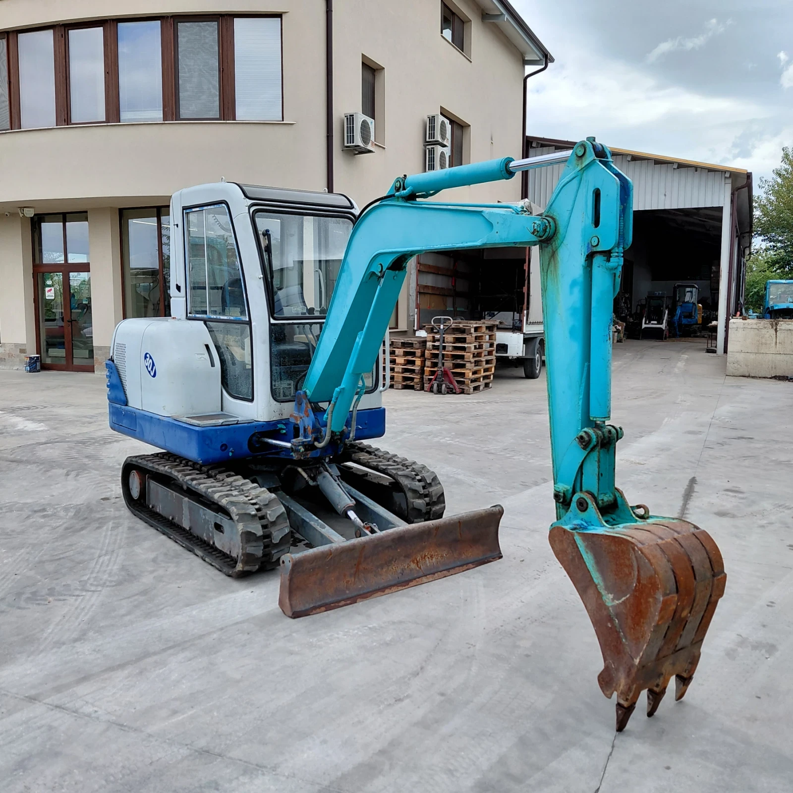 Багер Hitachi IHI 30J * ПРОМОЦИЯ * , снимка 7 - Индустриална техника - 54775730