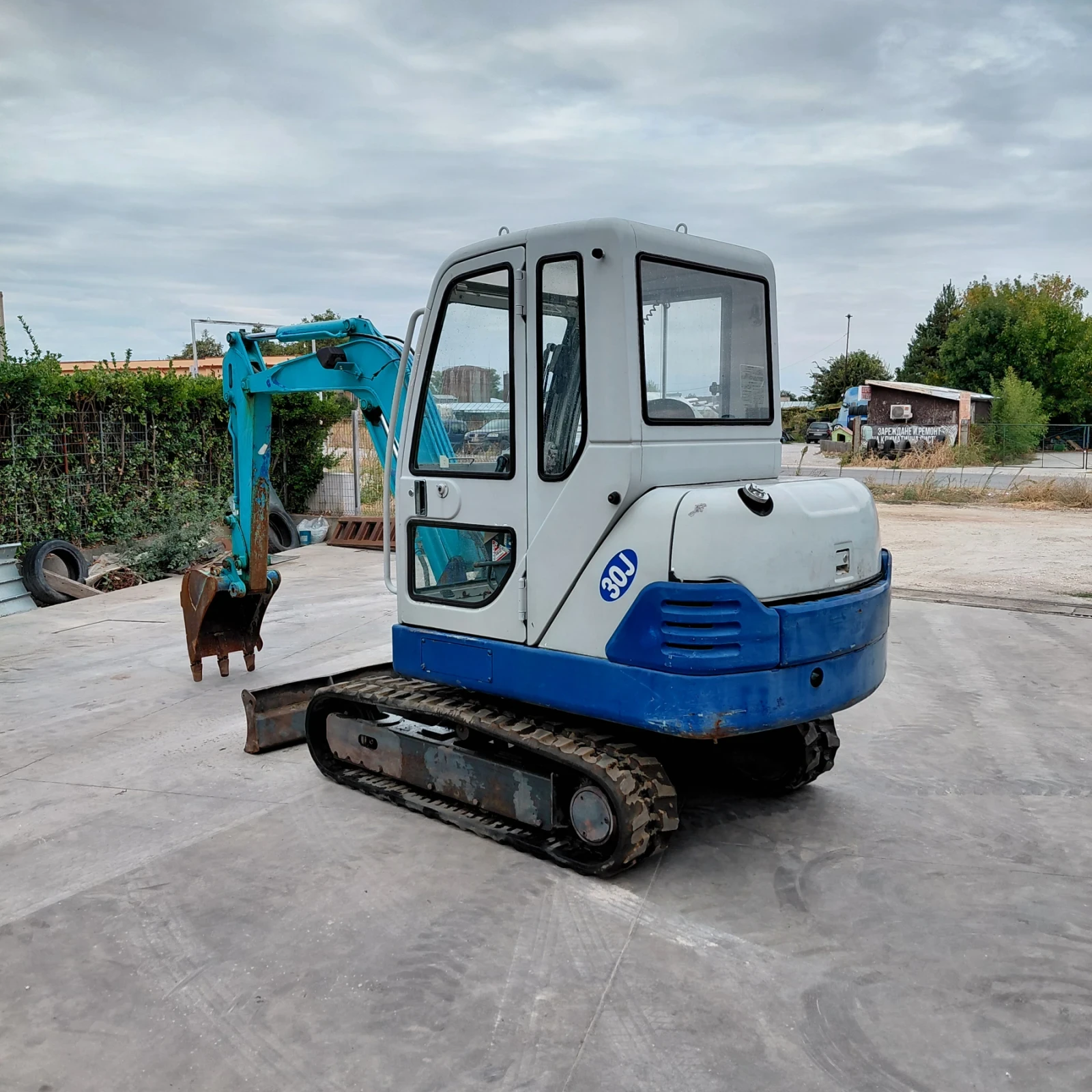 Багер Hitachi IHI 30J * ПРОМОЦИЯ * , снимка 3 - Индустриална техника - 54775730