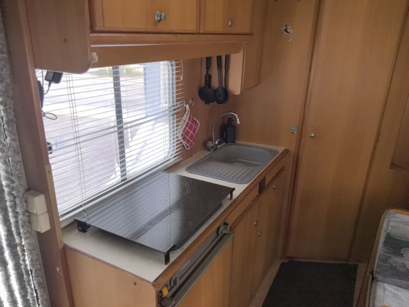 Кемпер Peugeot J 5 CHAUSSON, снимка 9 - Каравани и кемпери - 50849331