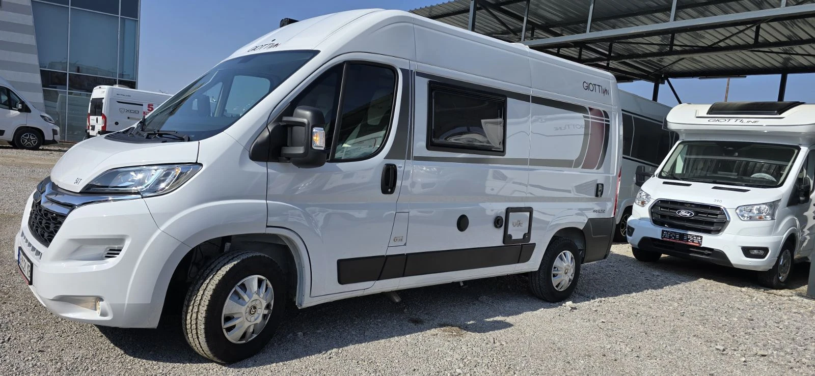 Кемпер Giottiline Giottivan 54T, снимка 2 - Каравани и кемпери - 53747460