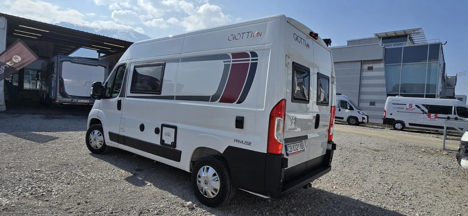 Кемпер Giottiline Giottivan 54T, снимка 3 - Каравани и кемпери - 53747460