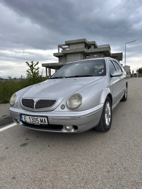 Lancia Lybra
