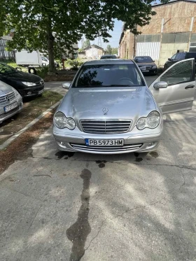Mercedes-Benz C 220, снимка 4