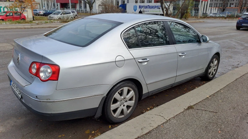 VW Passat FSI, снимка 9 - Автомобили и джипове - 48067602