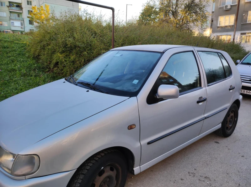 VW Polo 1998, снимка 2 - Автомобили и джипове - 48146934