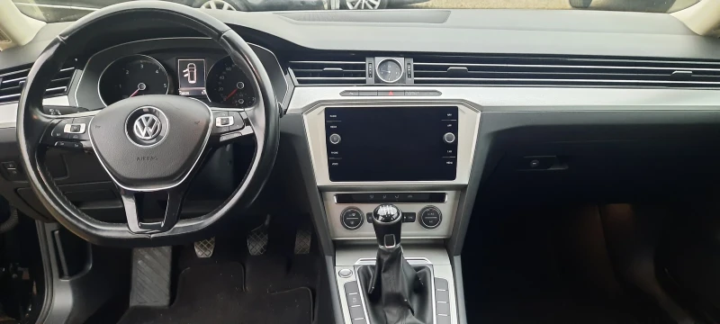 VW Passat 2.0TDI, снимка 8 - Автомобили и джипове - 48172014