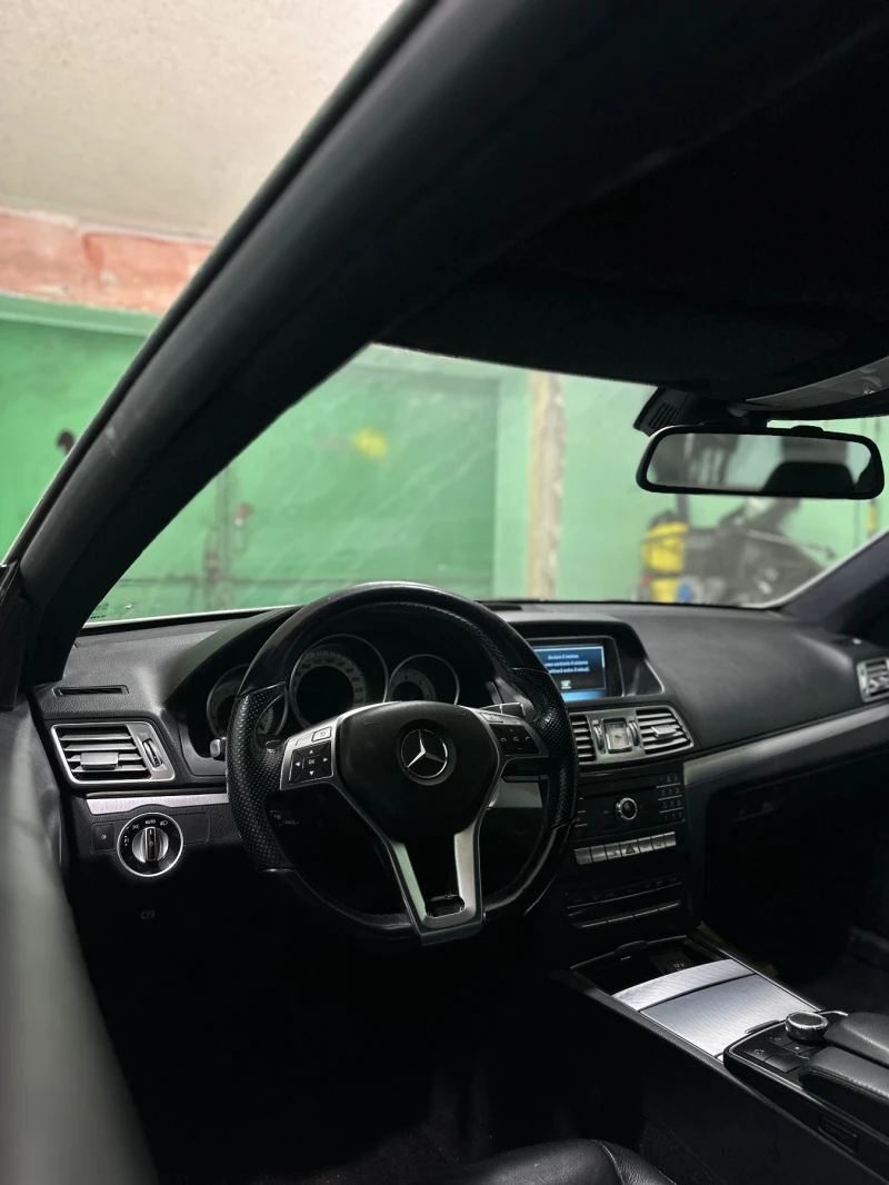 Mercedes-Benz E 220 E220, снимка 6 - Автомобили и джипове - 52300573